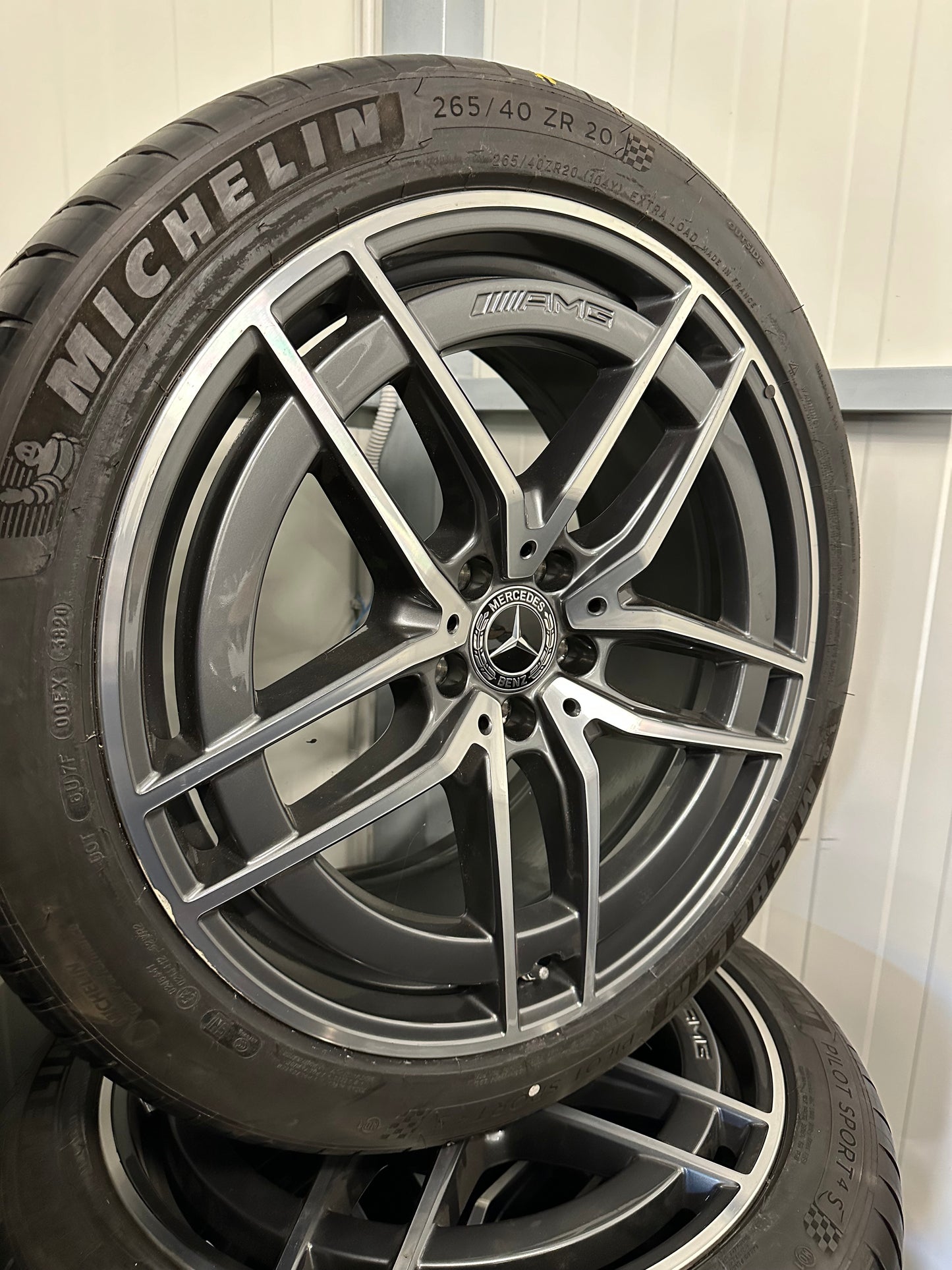 Като Нови Оригинал Mercedes SL W232 AMG 20 Zoll Мерцедес СЛ 232 20 цола AMG джанти летен комплект летни гуми
