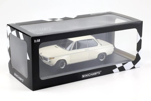Bmw 2002 Plain Body 1970 Limited 300pcs white 1:18 Minichamps 155702600 Бмв 2002 бял Лимитирана