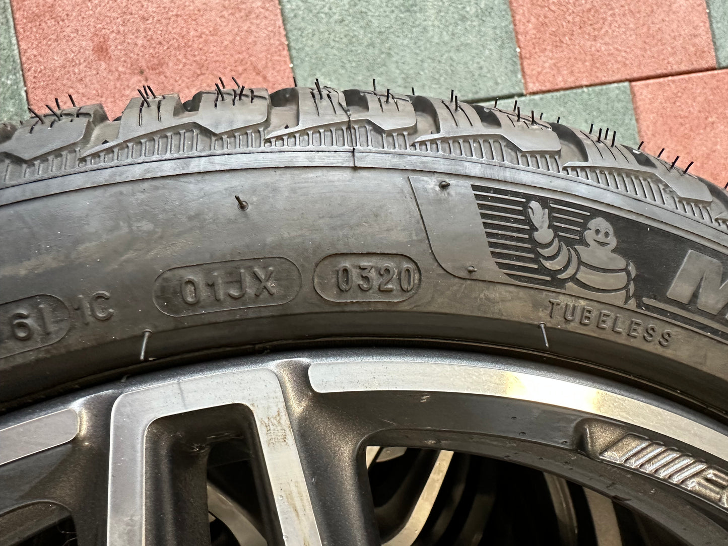 Като Нови Mercedes E Klasse W213 W238 AMG 19 Zoll Мерцедес E класа W213 W238 19 цола зимен комплект зимни гуми