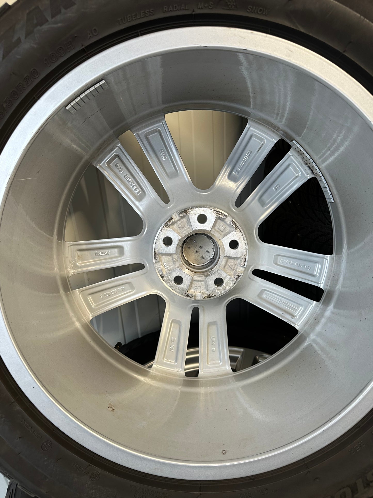 Оригинал Audi Q7 SQ7 4M 20 Zoll Ауди Q7 SQ7 4М Алуминиеви джанти 20 цола зимен комплект зимни гуми