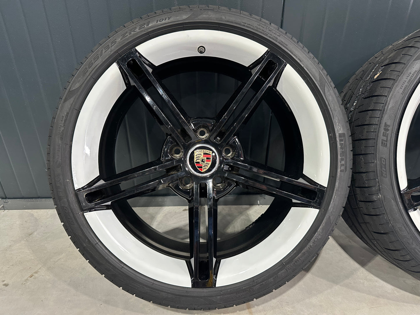 Като Нови Оригинал Porsche Taycan 21 Zoll Алуминиеви джанти Порше Тайкан 21 цола летен комплект летни Гуми