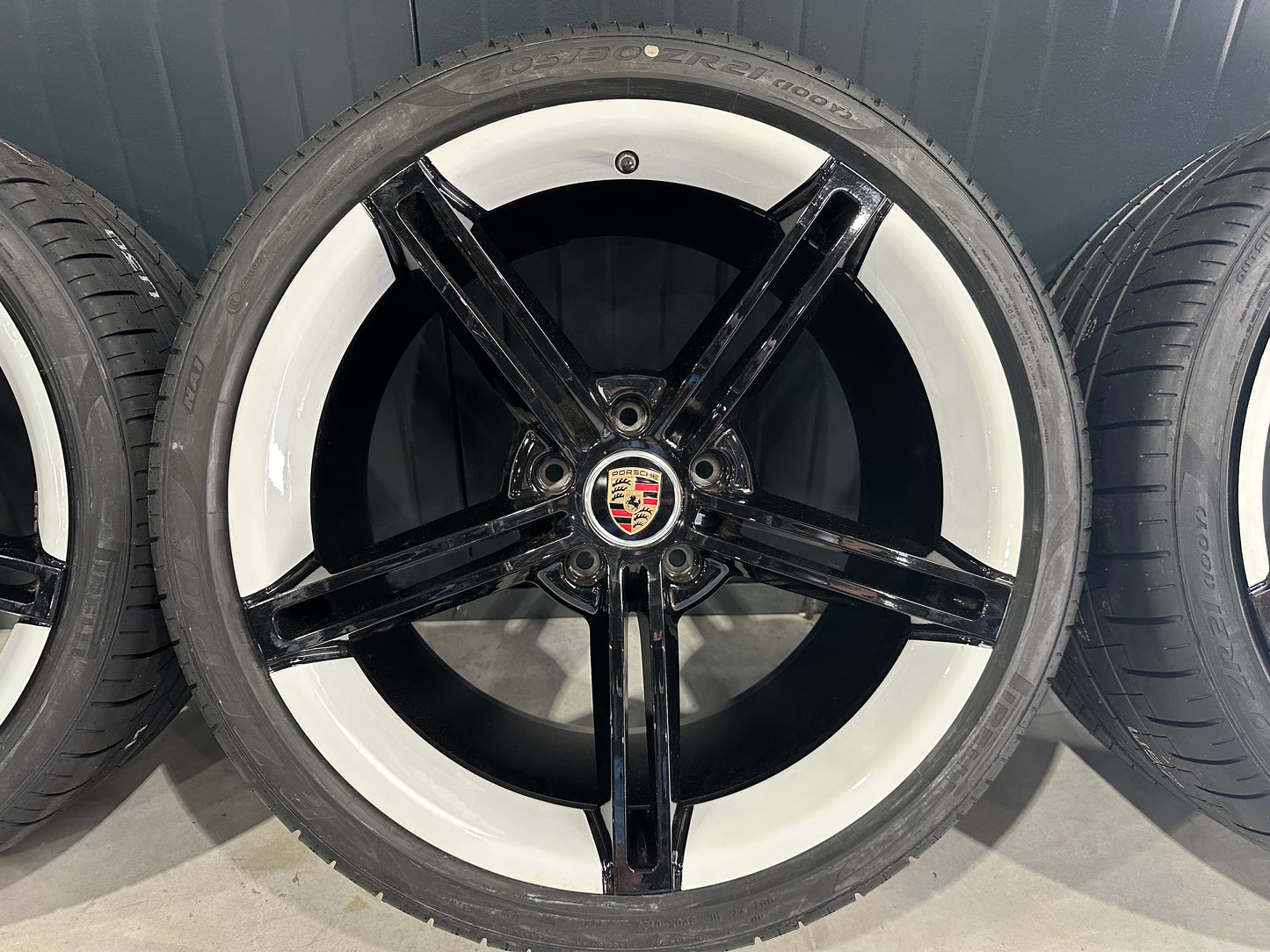 Като Нови Оригинал Porsche Taycan 21 Zoll Алуминиеви джанти Порше Тайкан 21 цола летен комплект летни Гуми