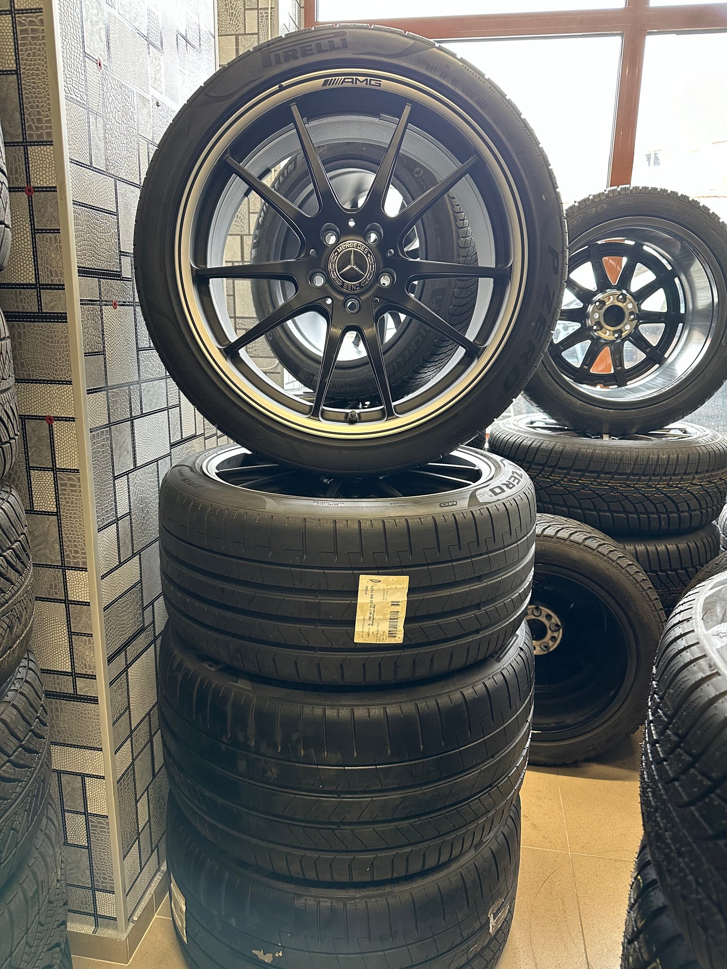 Като Нови Mercedes AMG GT-R W190 19/20 Zoll Мерцедес 19/20 цола Джанти летен комплект летни гуми