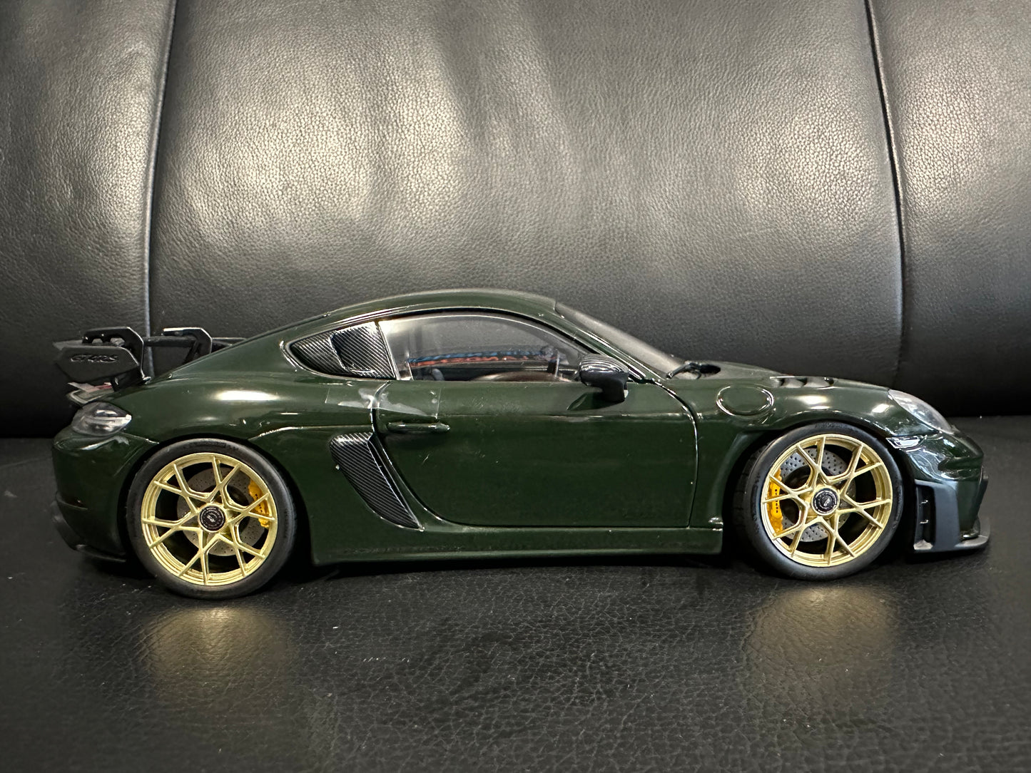 Porsche Cayman GT4 RS brewster green 2023 Weissach 1:18 GT Norev 187250 Порше Кайман ГТ4 РС зелен