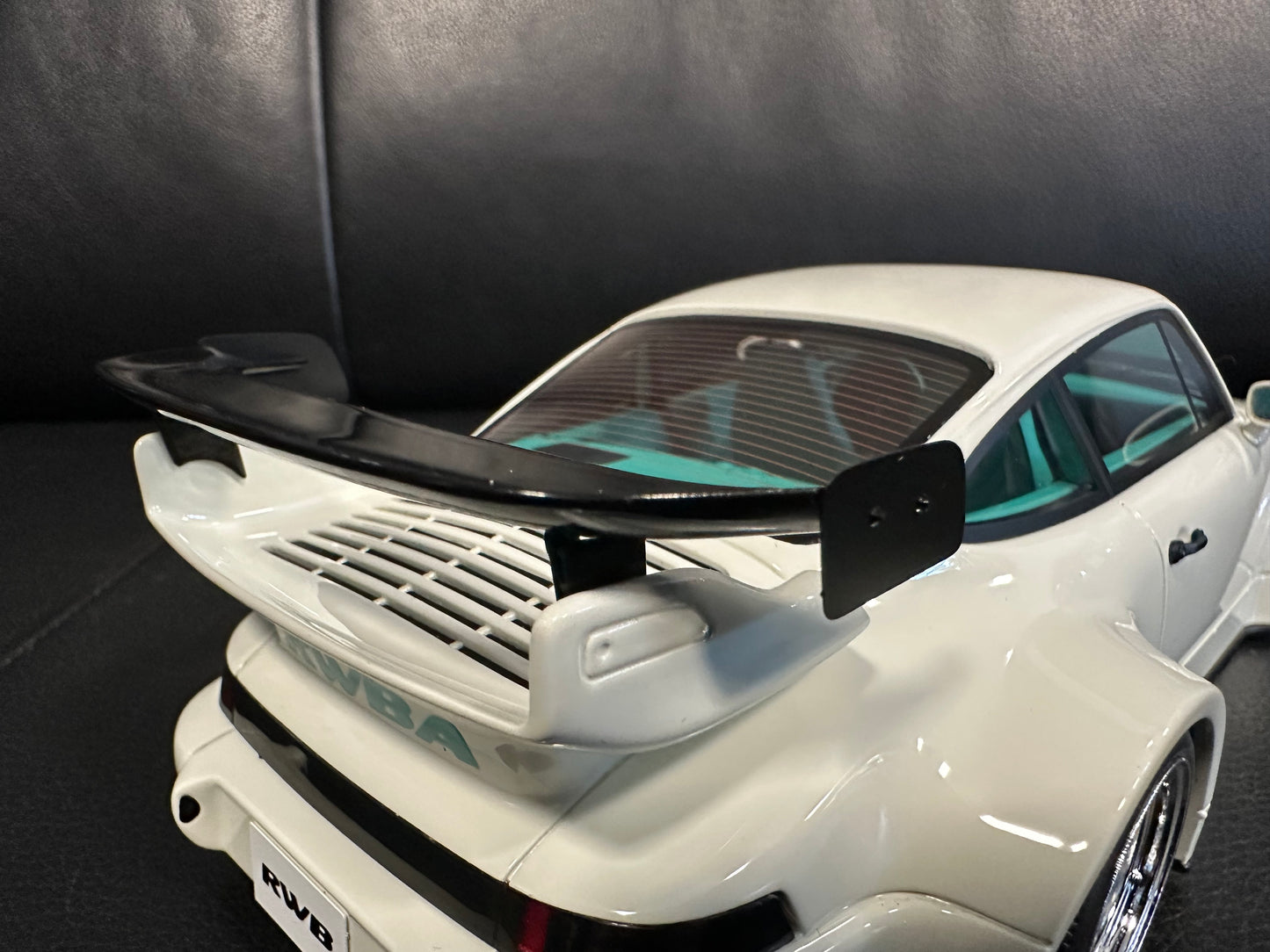 Porsche RWB RWBA Grand Prix Limitiert white 423/1200 1:18 GT Spirit GT506 Порше бял Лимитирана