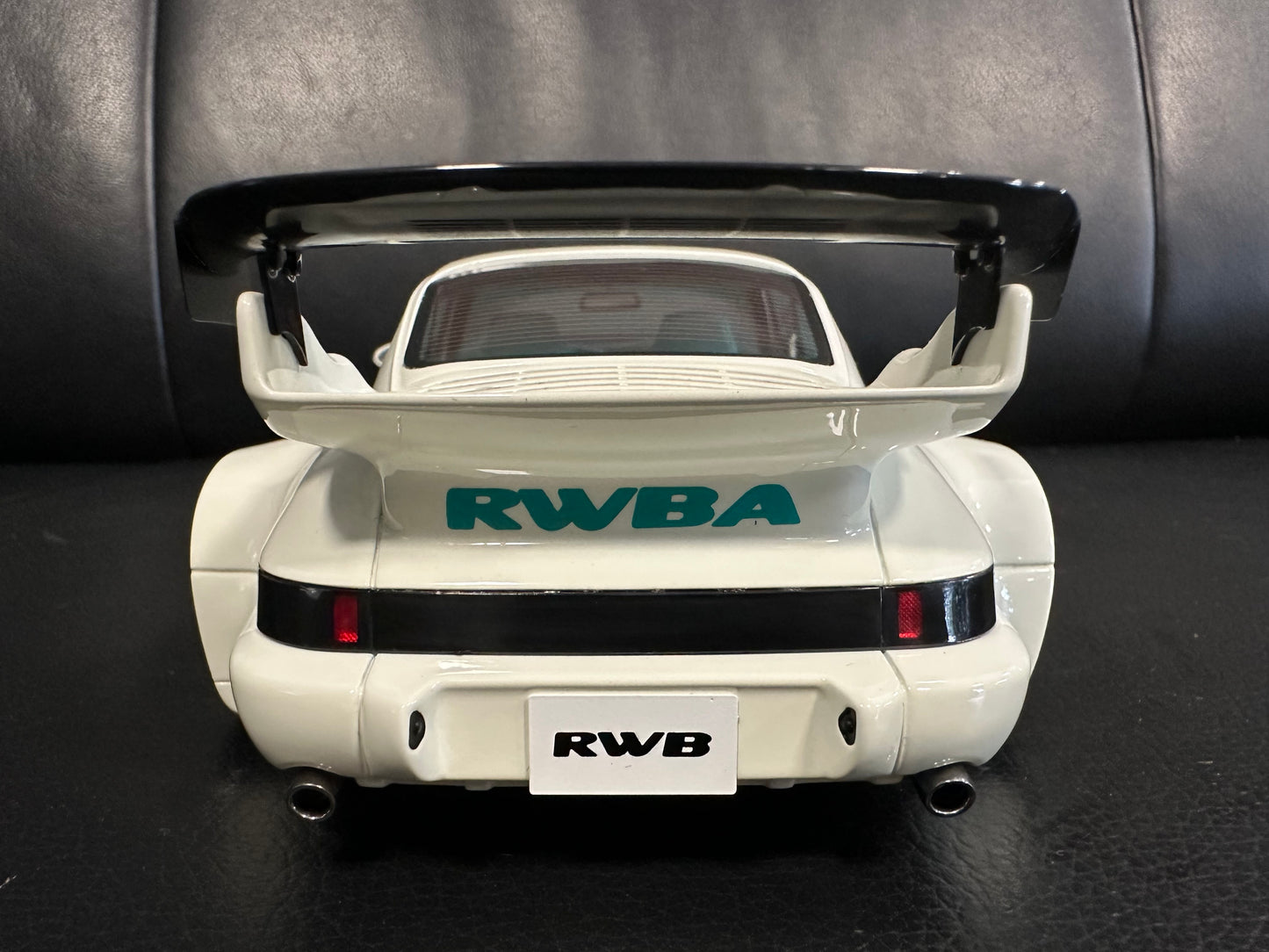 Porsche RWB RWBA Grand Prix Limitiert white 423/1200 1:18 GT Spirit GT506 Порше бял Лимитирана
