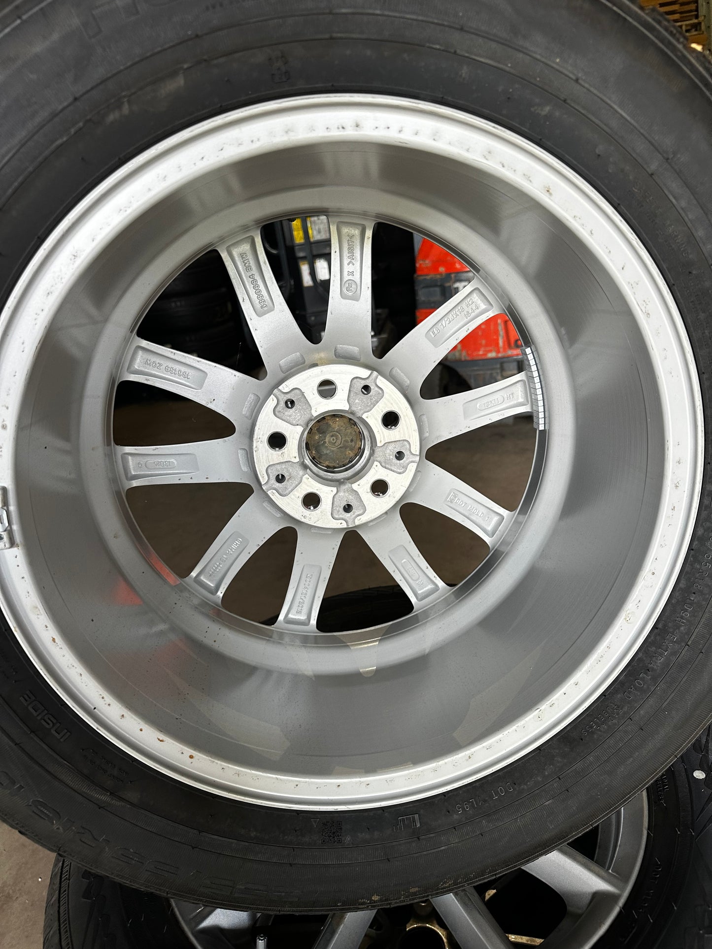 Нови Оригинални BMW X5 G05 18 Zoll Бмв 255 55 18 цола зимен комплект зимни гуми 5x112