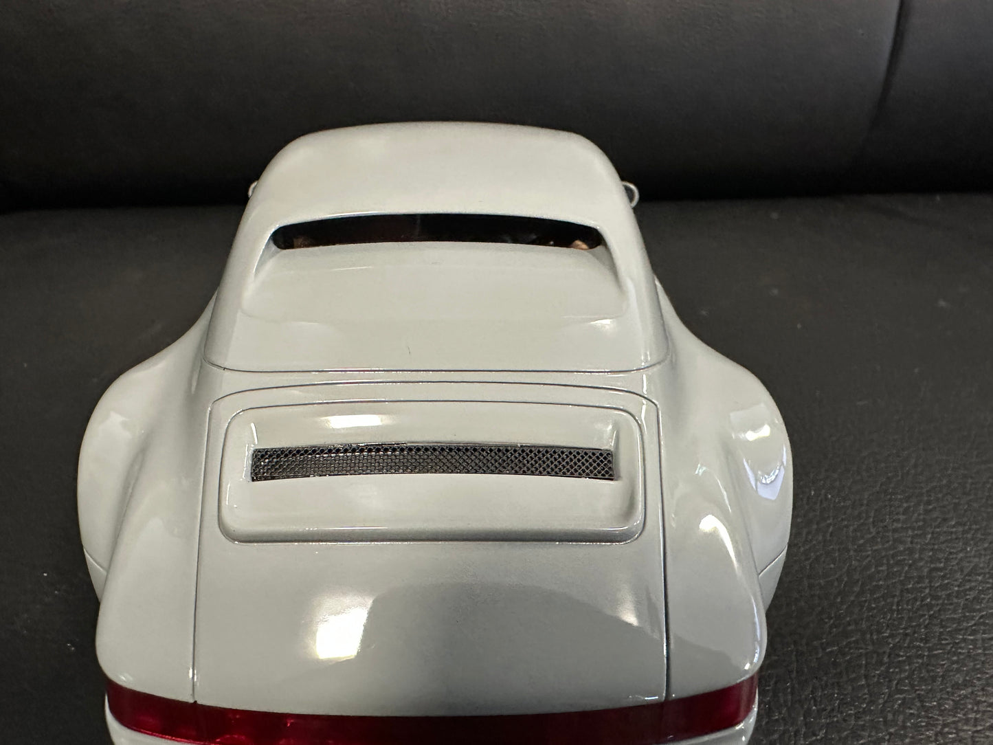Porsche 911 Strosek Mega 30 Year grey Limitiert 479/999 1:18 GT Spirit GT924 Порше 911 сив Лимитирана