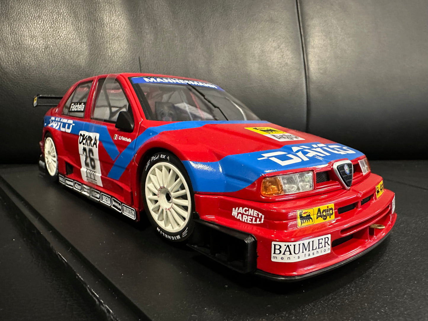 Alfa Romeo 155 V6 TI DTM red 1:18 WERK 83 W1801004 Алфа Ромео 155 червен