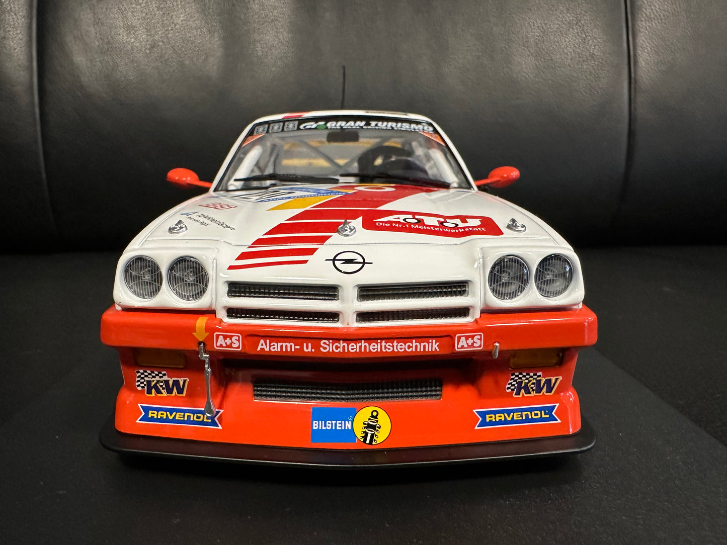Opel Manta 24h Nürburgring 1:18 Werk 83 W18035002 Опел Манта