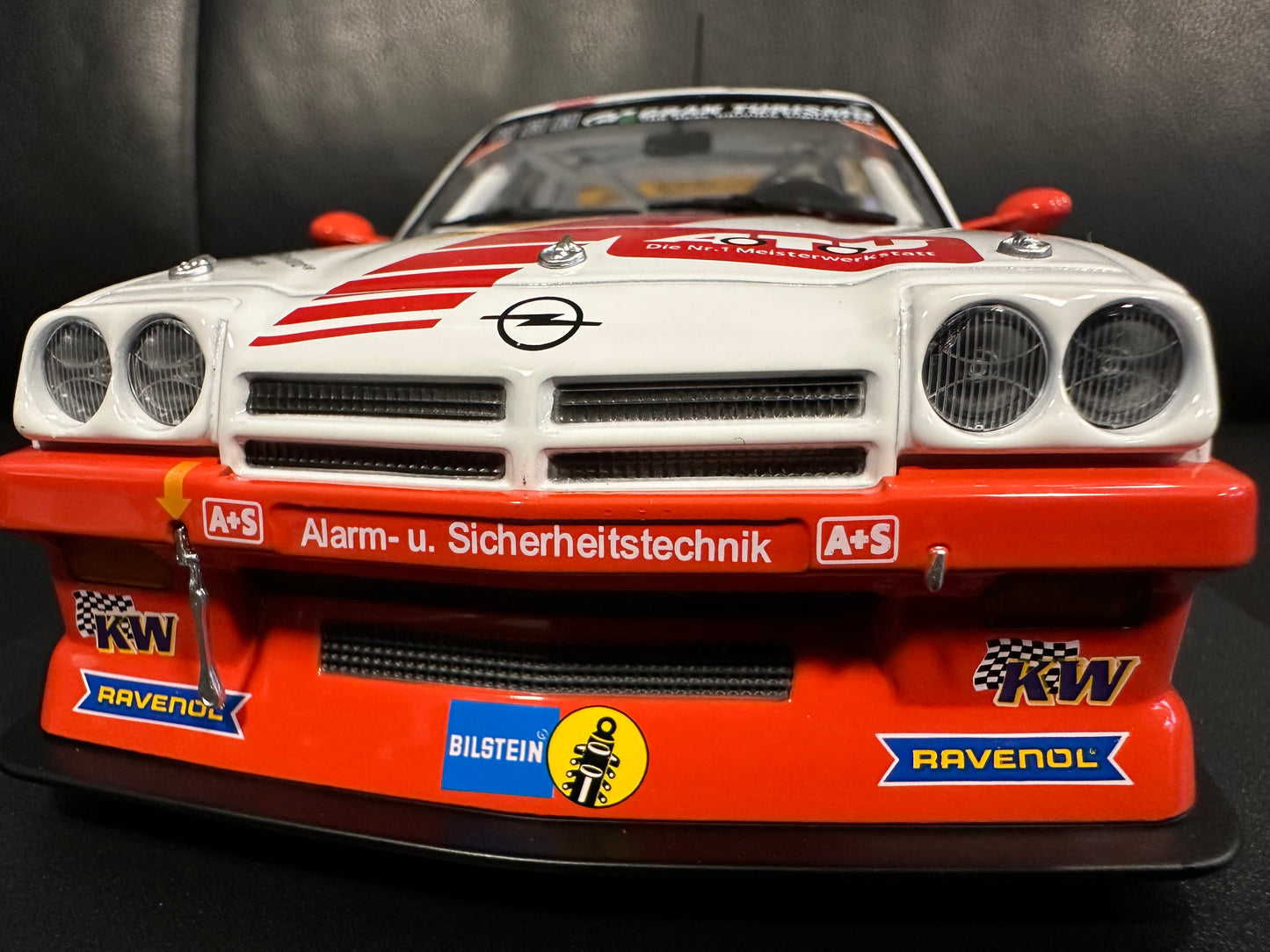 Opel Manta 24h Nürburgring 1:18 Werk 83 W18035002 Опел Манта