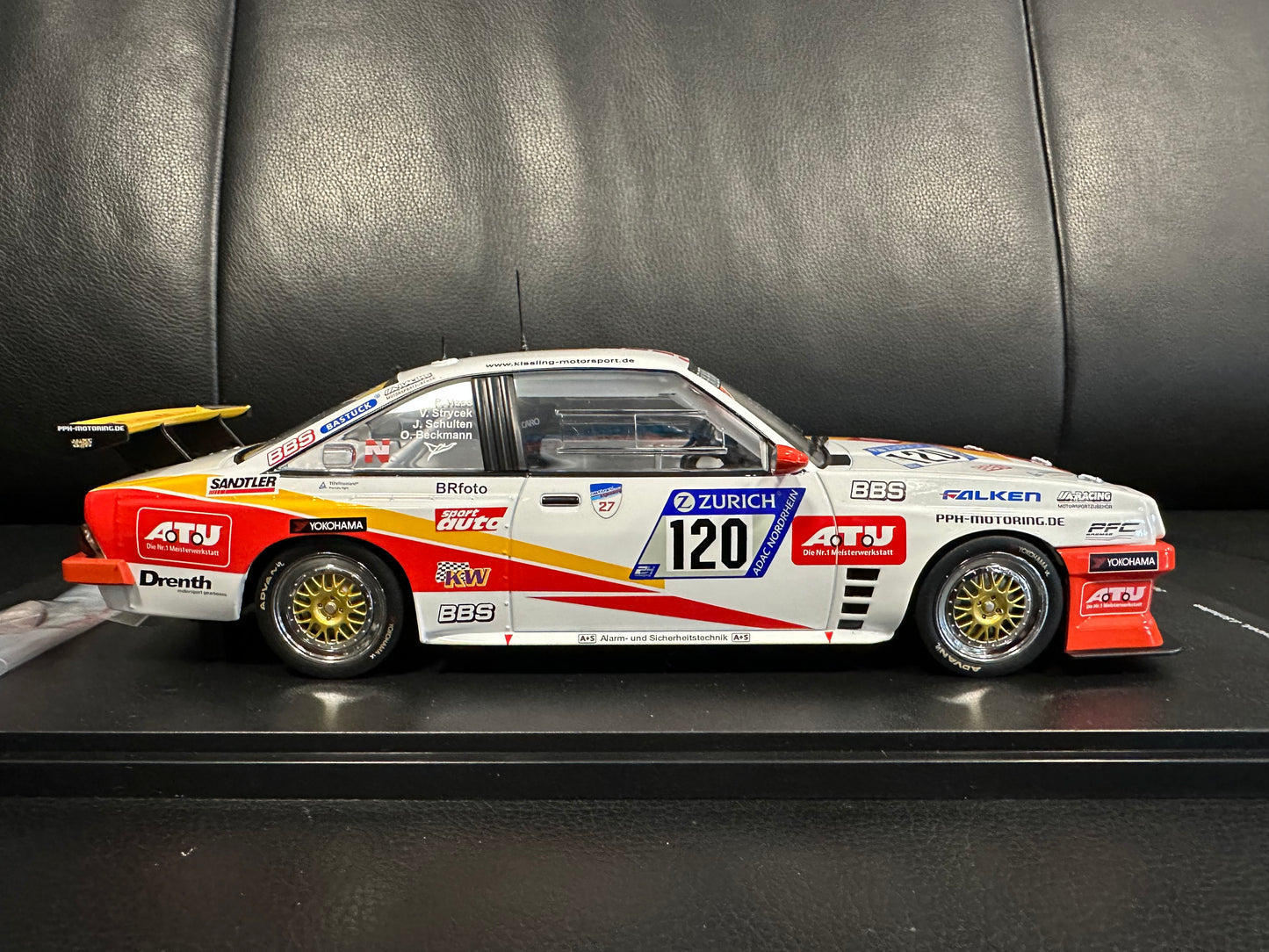 Opel Manta 24h Nürburgring 1:18 Werk 83 W18035002 Опел Манта