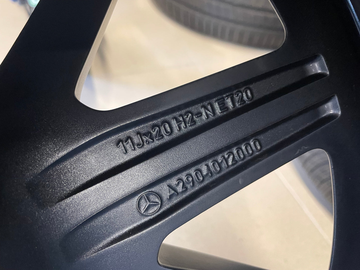 Mercedes AMG GT 4 door W290 20 цола джанти зимен комплект зимни гуми