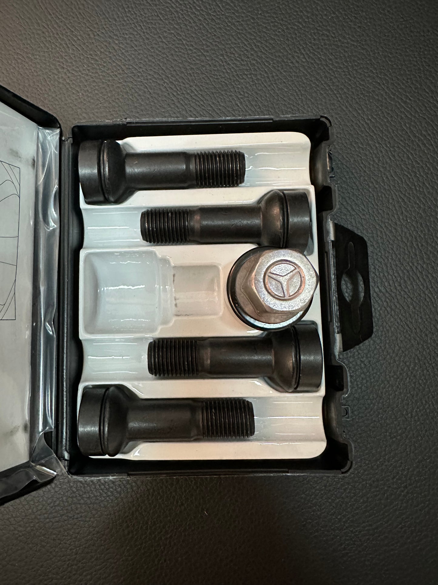 Оригинални секретни Болтове за Мерцедес Mercedes A0019901707 M14 x 1,5 x 45