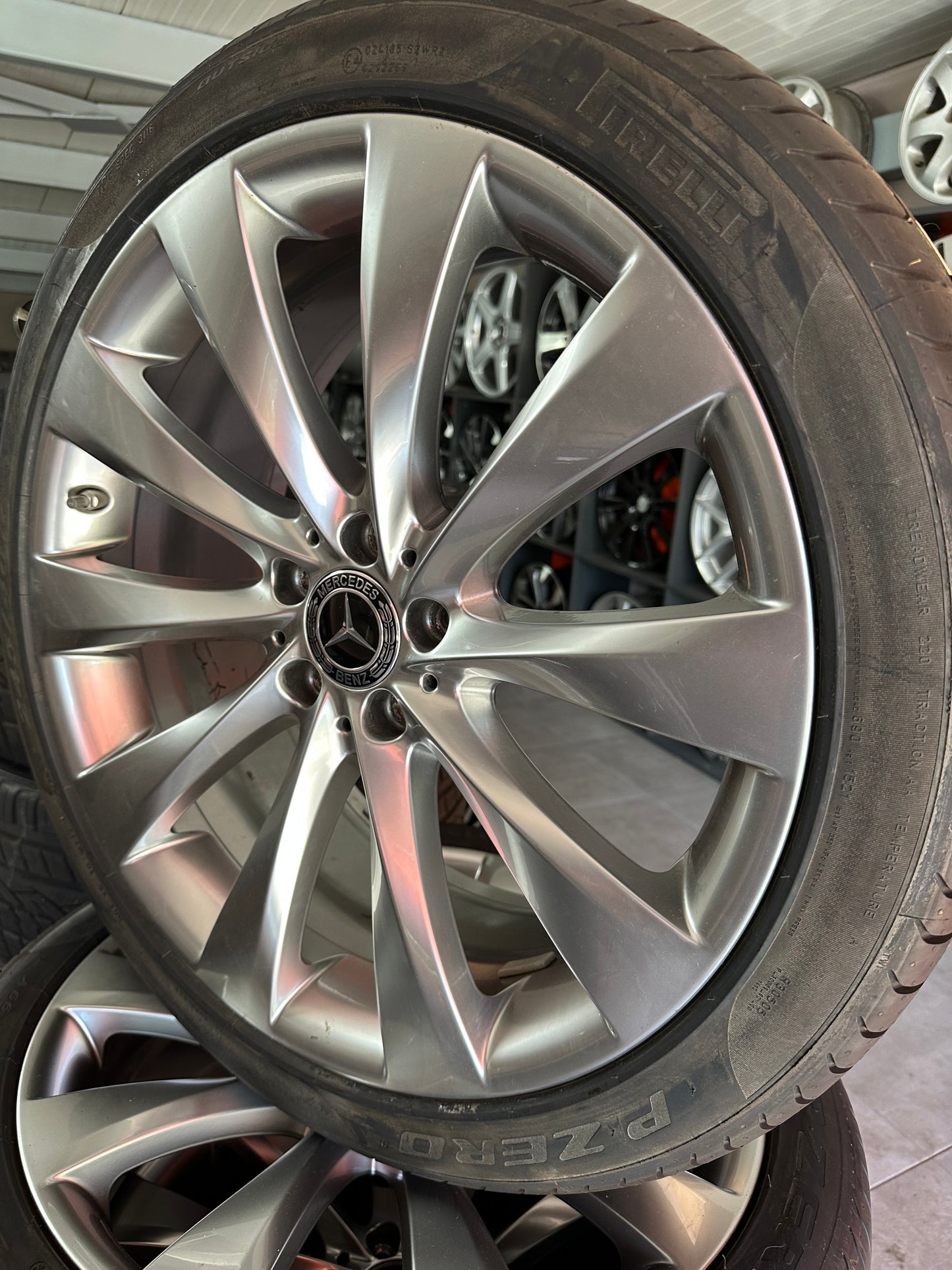 Оригинал Mercedes S класа W222 W217 20Zoll Мерцедес С Класа W222 20 цола джанти летен комплект летни гуми