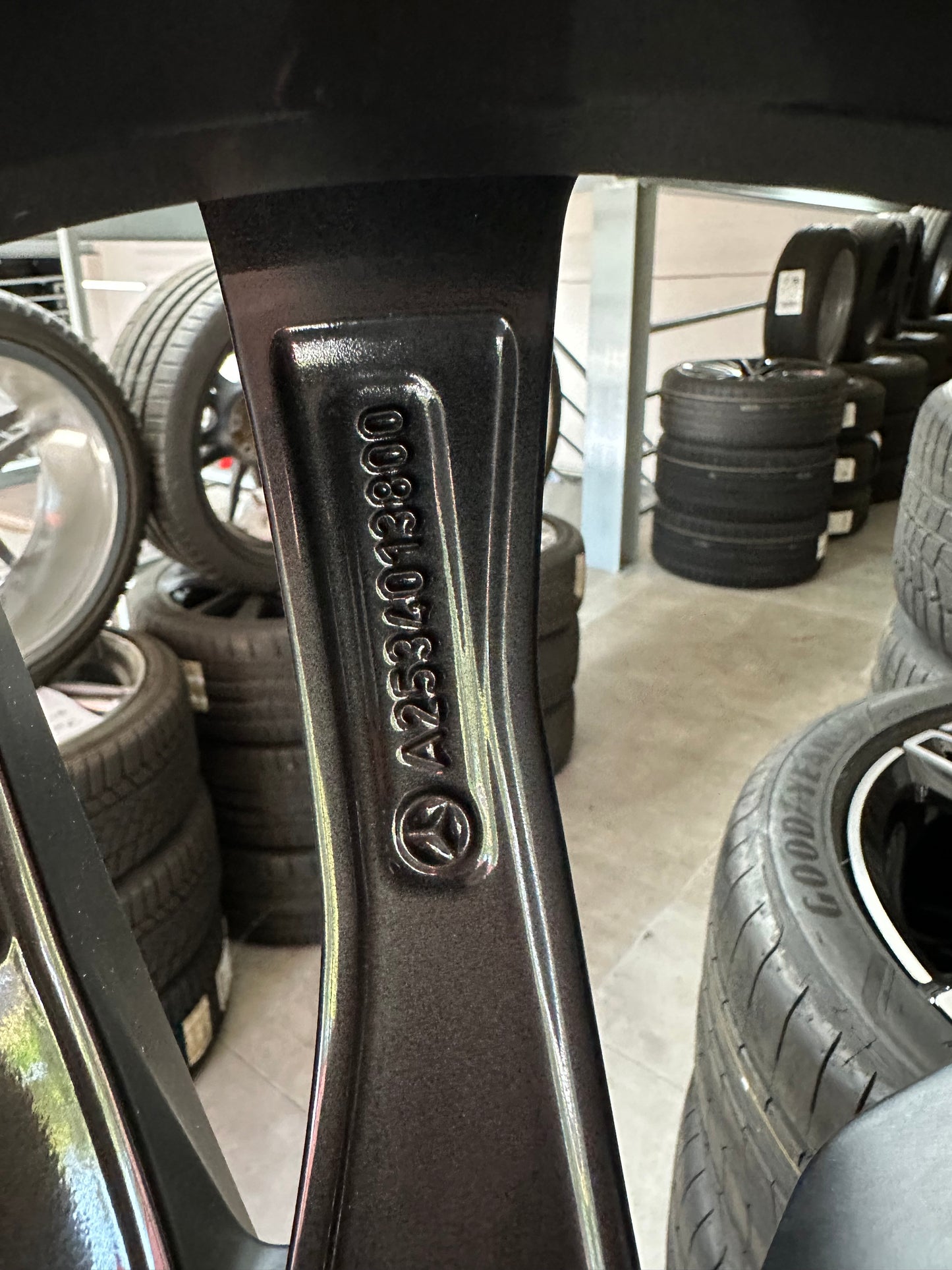 Като Нови Mercedes ML GLE W166 AMG 265 40 21 Zoll Мерцедес МЛ ГЛЕ 265 40 21 цола АМГ алуминиеви джанти летен комплект летни гуми