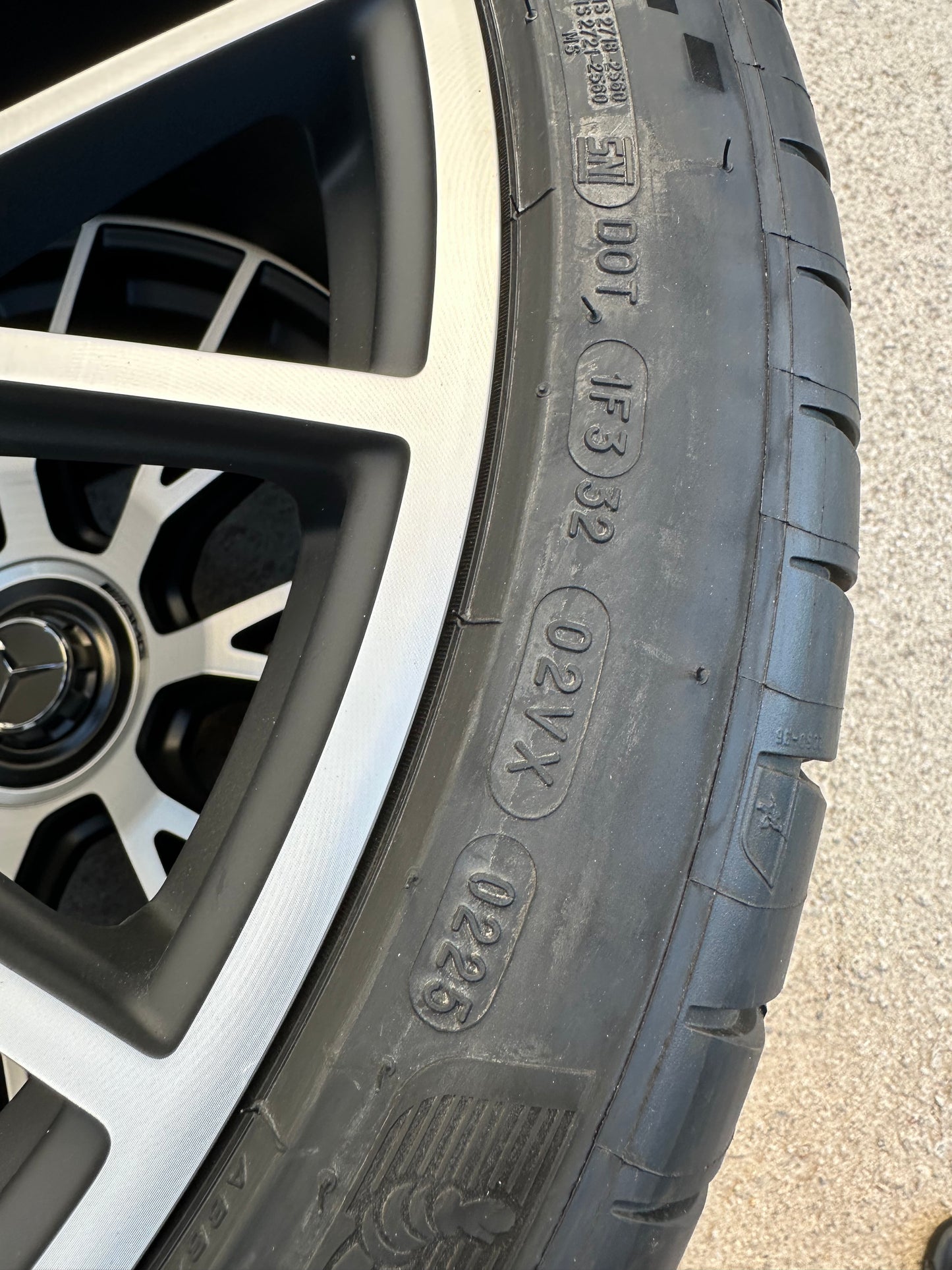 Нови Оригинал Mercedes E53 AMG Klasse 21 Zoll W214 Е53 класа W214 21 цола AMG джанти летен комплект летни гуми