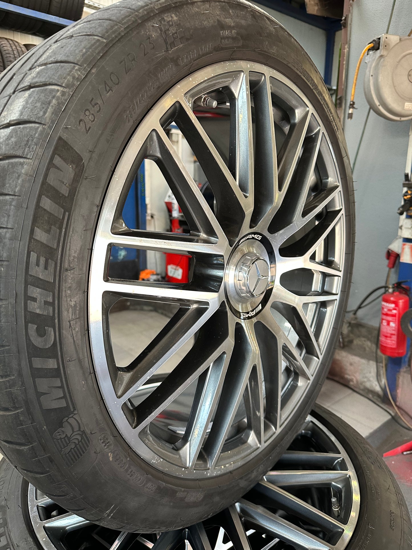 Оригинал Mercedes GLS 63 AMG X167 W167 23 Zoll Мерцедес ГЛС63 AMG X167 W167 23 цола джанти летен комплект летни гуми
