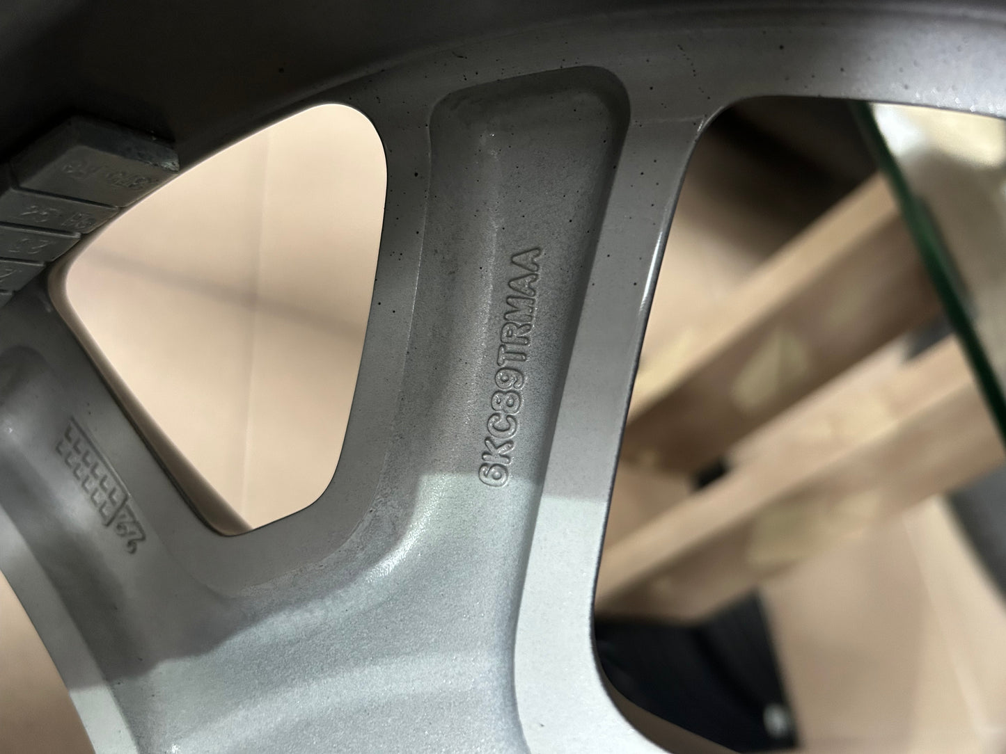 Jeep Rubicon Wrangler комплект алуминиеви джанти с всесезонни Гуми 225 70 18 Цола