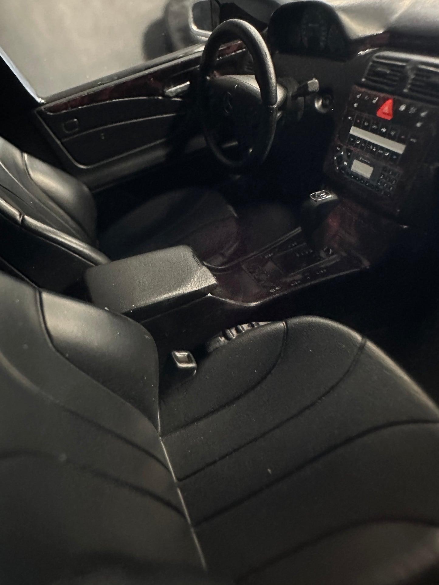 Mercedes-Benz E55 AMG W210 Brillantsilber 2001 Limitiert 1:18 Ottomobile OT459 Мерцедес Бенц Е55 АМГ Лимитирана сив