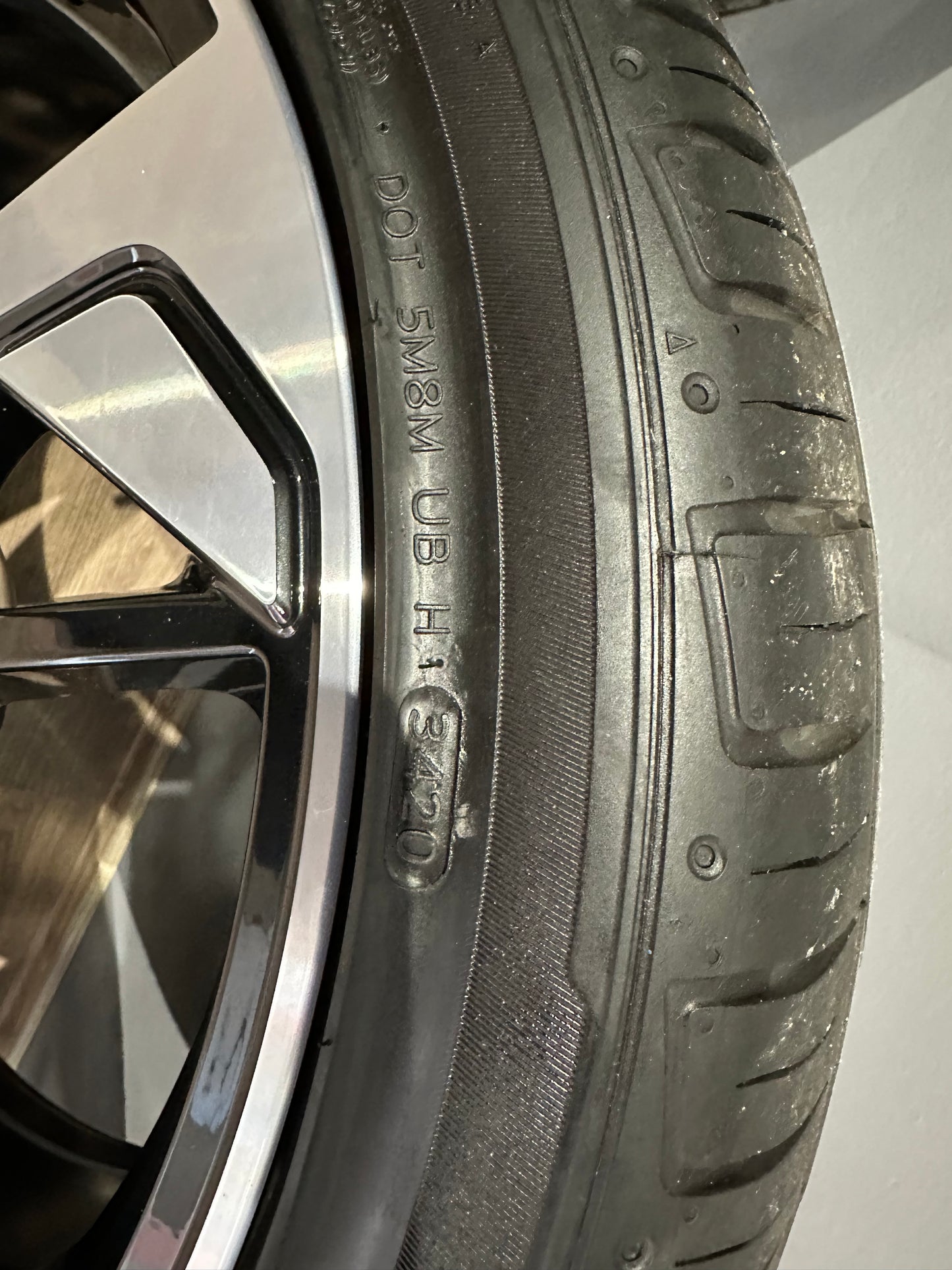 Audi Q7 SQ7 4M 22 Zoll Ауди Q7 SQ7 Алуминиеви джанти 285 35 22 цола летен комплект летни гуми