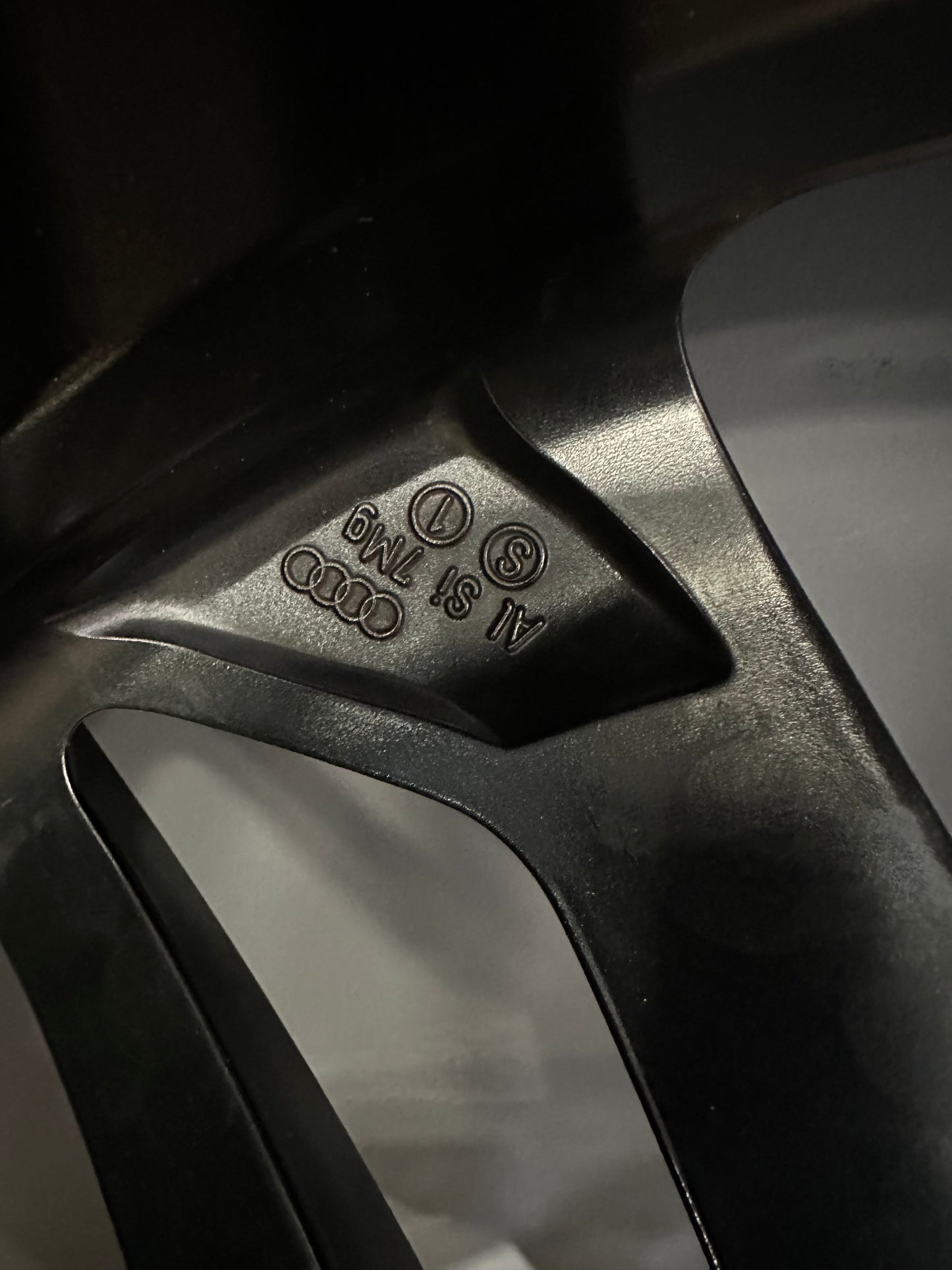 Оригинал Audi Q7 SQ7 4M 22 Zoll Ауди Q7 SQ7 Алуминиеви джанти 285 35 22 цола летен комплект летни гуми