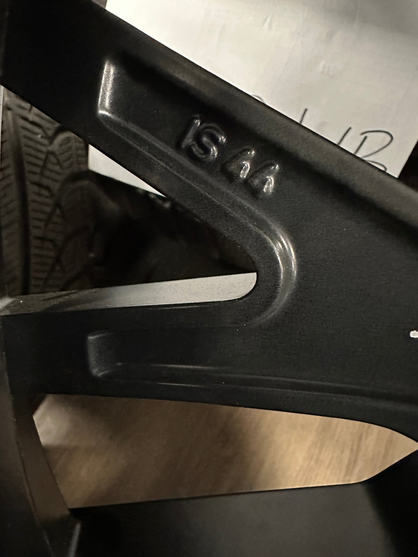 Оригинал BMW 7er i7 G70 G7L X3 G45 20 Zoll 911M Бмв 7-ма серия и7 Г70 20 цола 911М зимен комплект зимни гуми