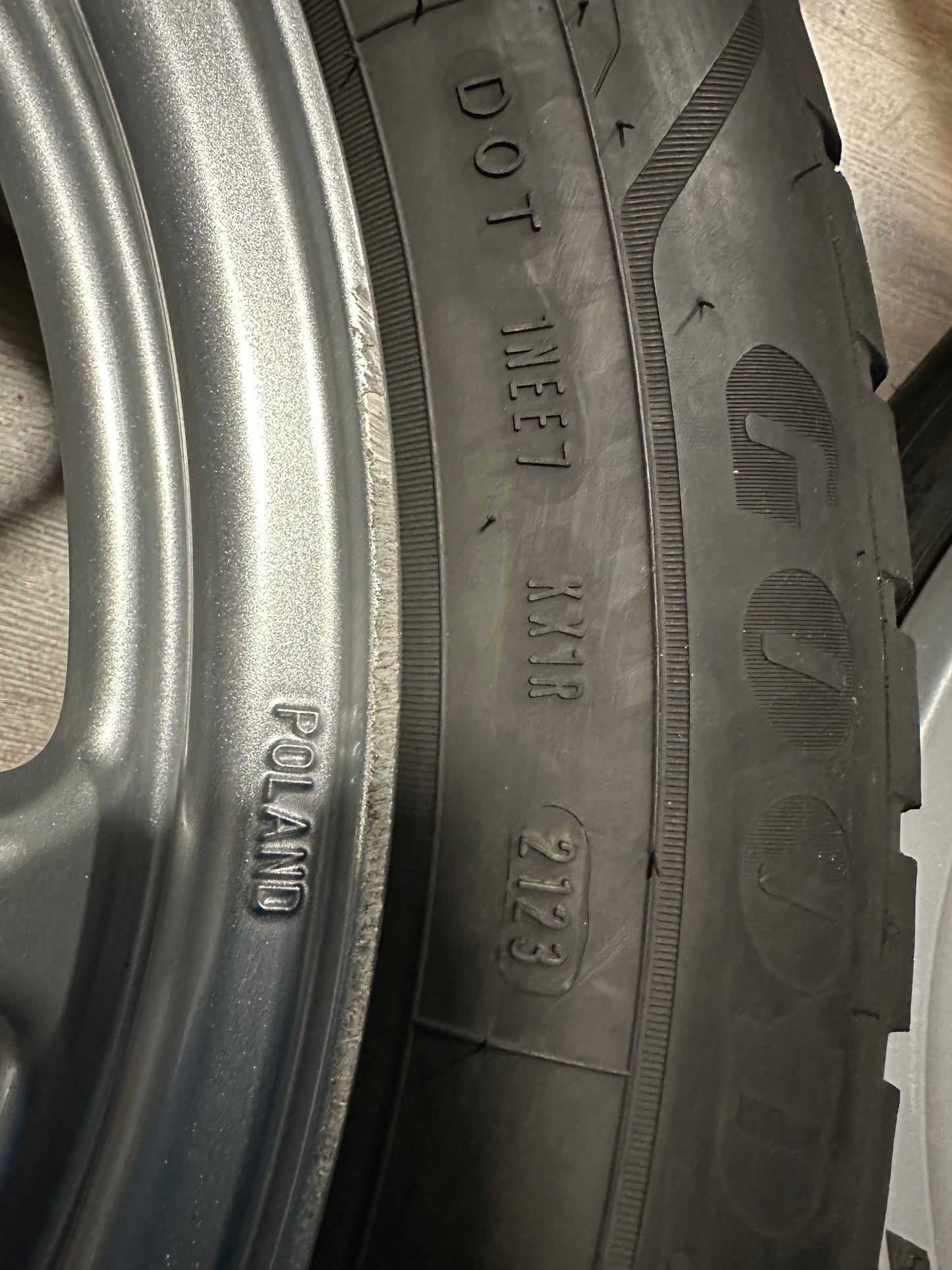 Оригинал Mercedes EQS Klasse N297 V297 19 Zoll Мерцедес EQS 19 цола джанти зимен комплект зимни гуми