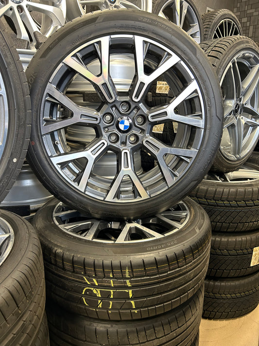 Оригинални Като Нови BMW X1 X2 F48 F39 Бмв 19 цола джанти 580 летен комплект летни гуми