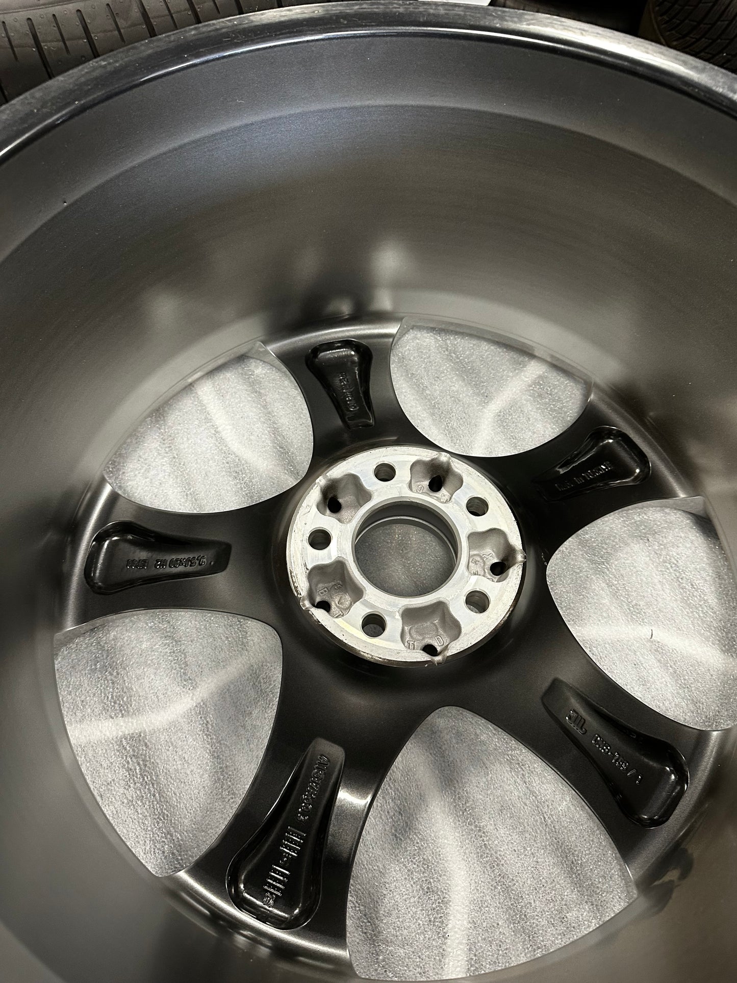 Нови Оригинални Mercedes S Klasse W222 20 Zoll Мерцедес С Класа W222 Алуминиеви джанти 20 цола A2224012200 A2224012300 8,5J 9,5J