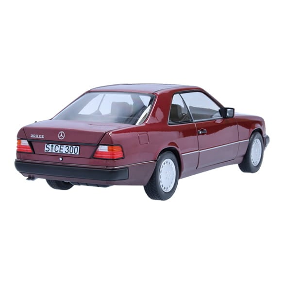 Mercedes Benz 300CE W124 Coupe rot 1:18 NOREV B66040691 Мерцедес Бенц 300ЦЕ Купе червен отваряем