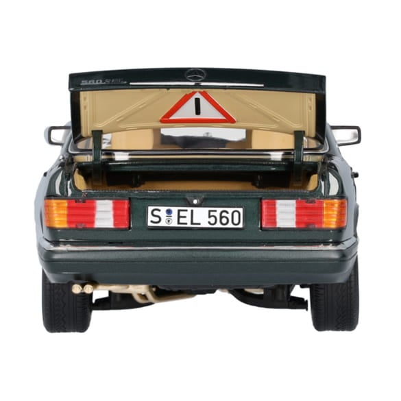 Mercedes Benz 560SEL green 1:18 NOREV B66040682 Мерцедес Бенц 560СЕЛ зелен отваряем