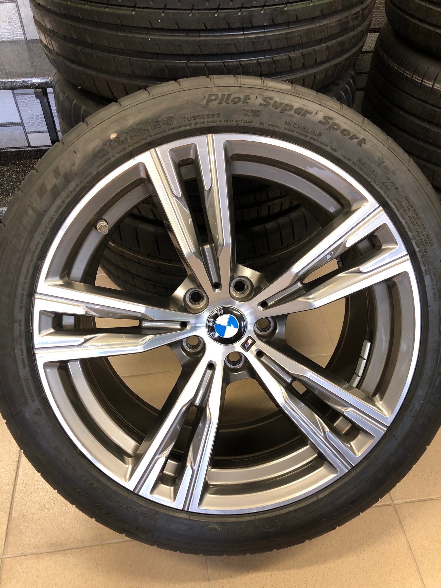 Нови BMW Z4 G29 18 цола джанти М798 летен комплект гуми