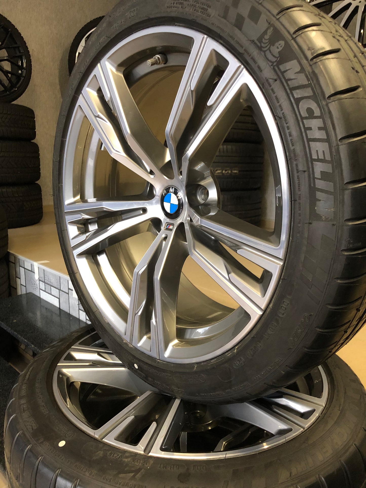 Нови BMW Z4 G29 18 цола джанти М798 летен комплект гуми