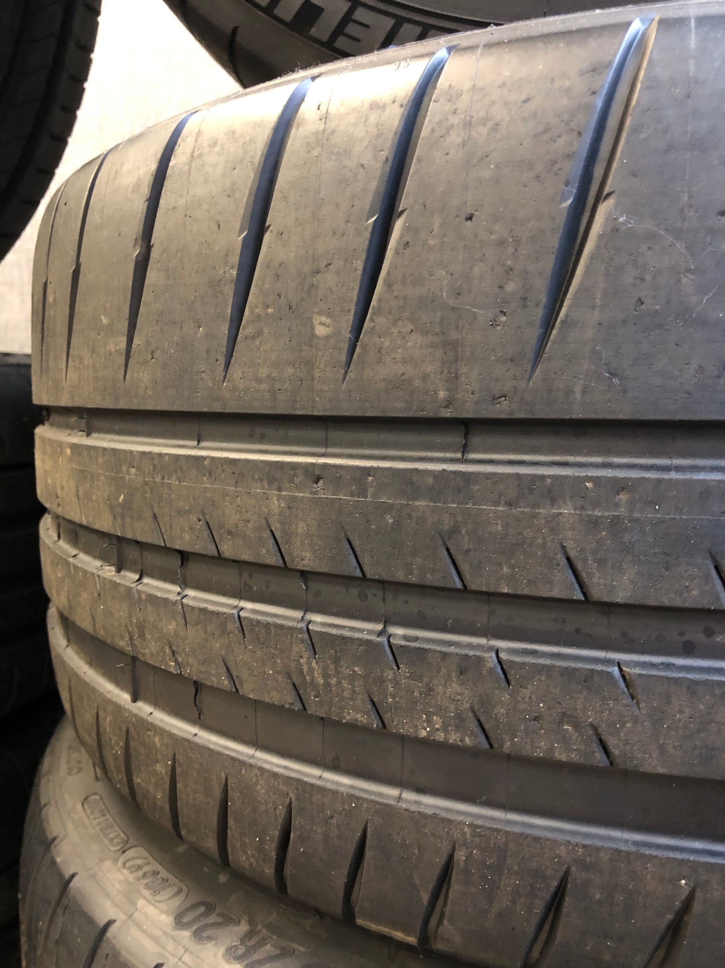 Като Нови Mercedes AMG GT-R W190 19/20 Zoll Мерцедес 19/20 цола Джанти летен комплект летни гуми