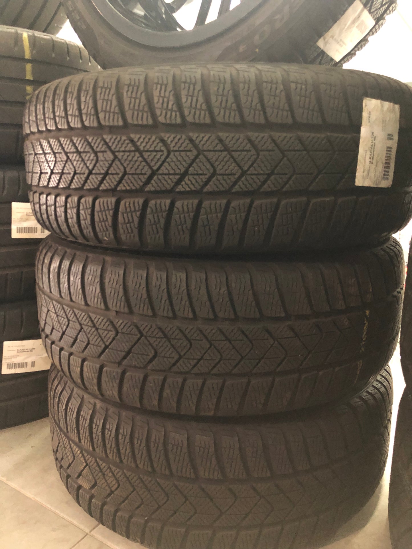 Оригинал Mercedes C klasse W206 18 Zoll Мерцедес Ц класа W206 18 цола зимен комплект зимни гуми