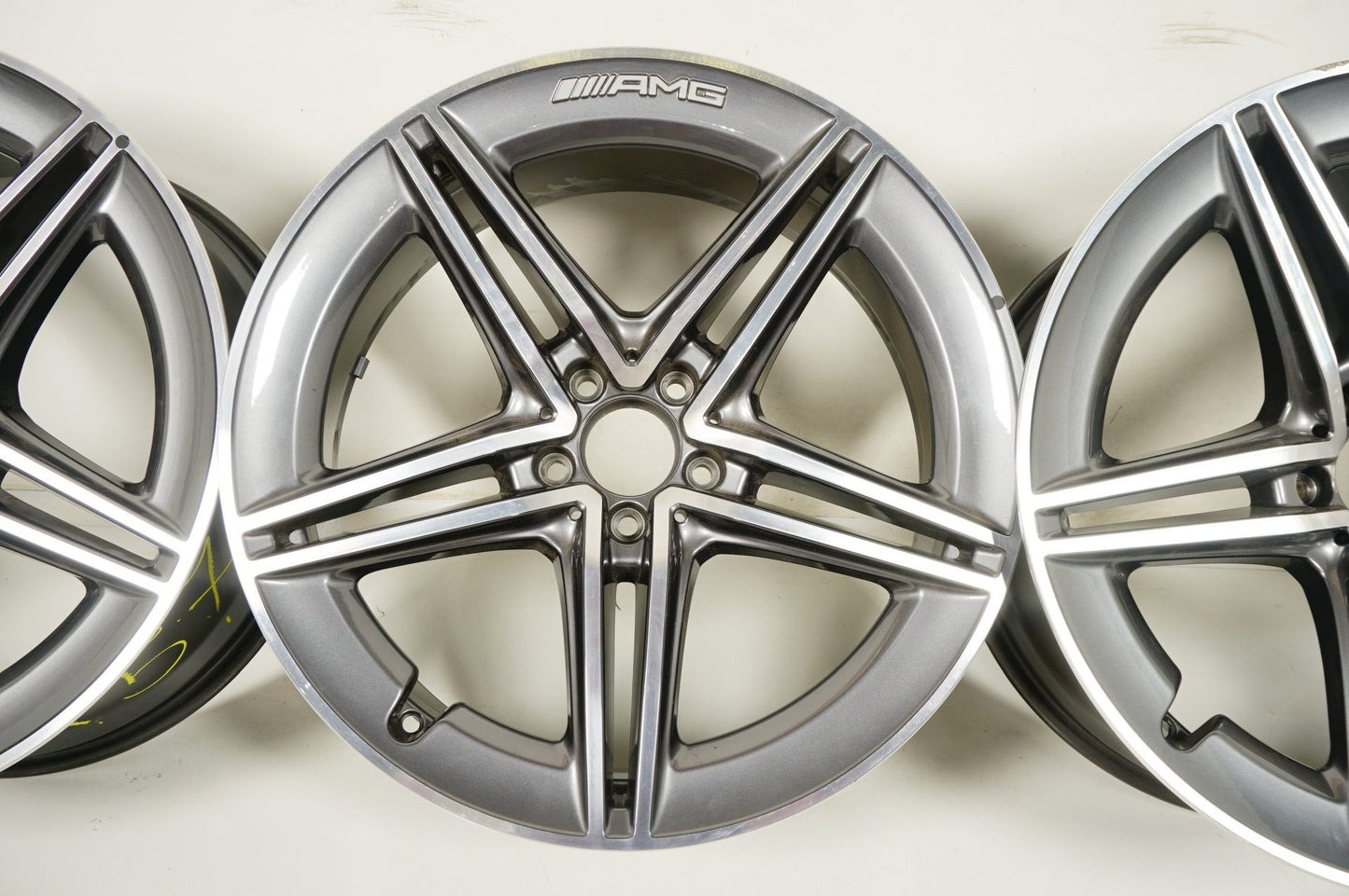 Оригинални Mercedes AMG GT 4 Door W290 Мерцедес AMG GT Алуминиеви джанти 20 цола  A2904010400 A2904010500