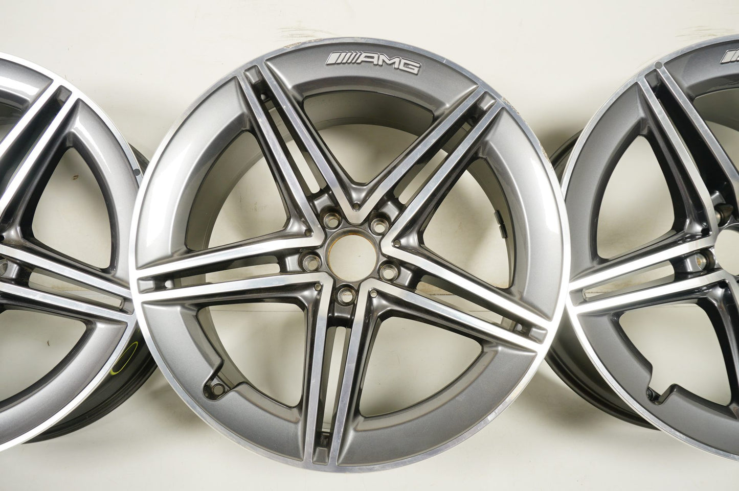 Оригинални Mercedes AMG GT 4 Door W290 Мерцедес AMG GT Алуминиеви джанти 20 цола  A2904010400 A2904010500