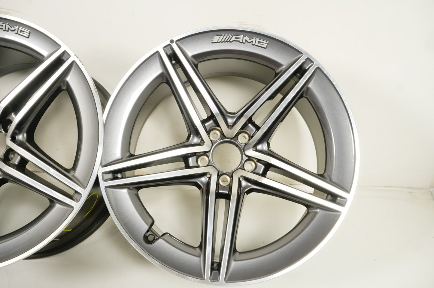 Оригинални Mercedes AMG GT 4 Door W290 Мерцедес AMG GT Алуминиеви джанти 20 цола  A2904010400 A2904010500