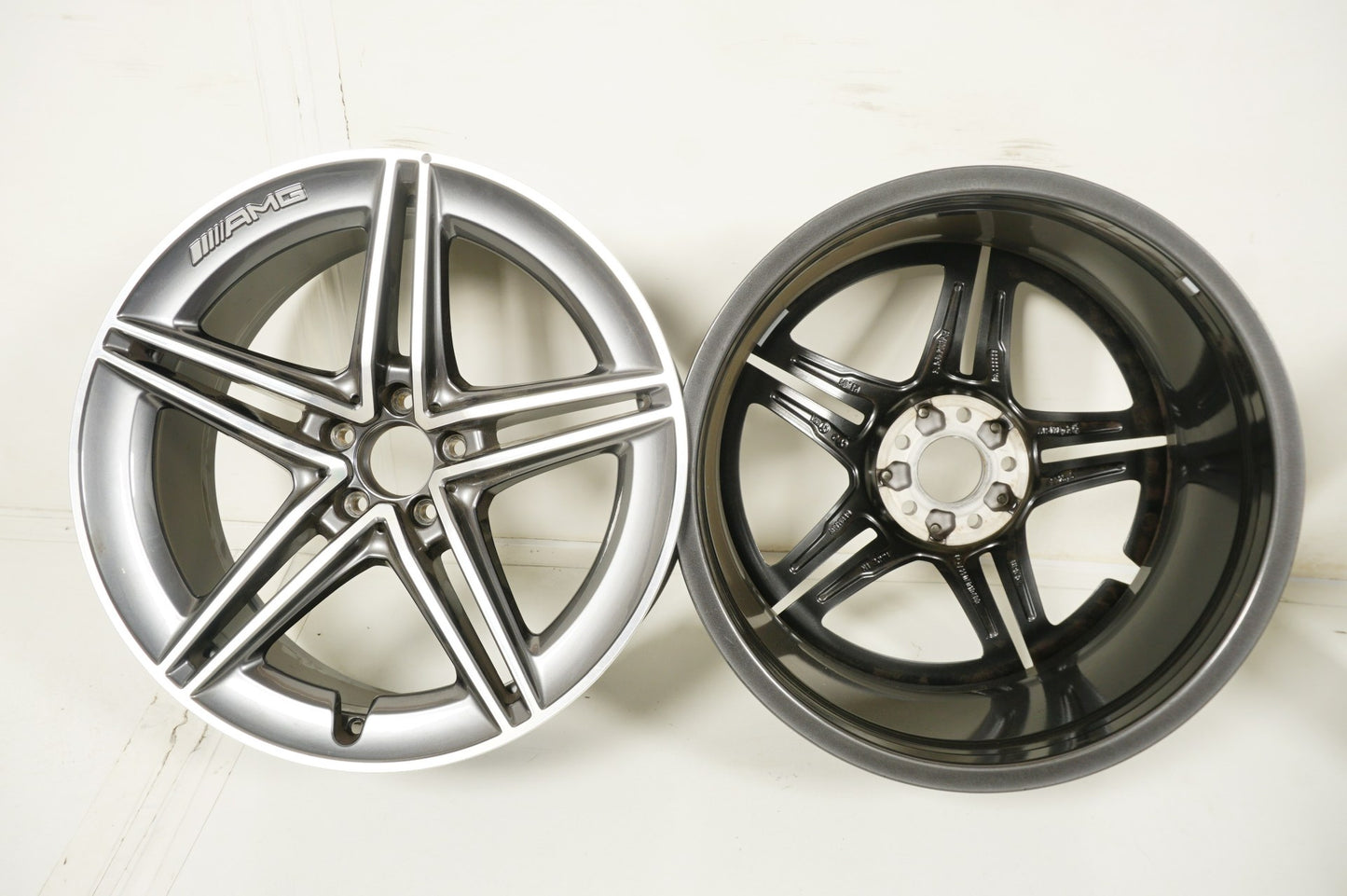 Оригинални Mercedes AMG GT 4 Door W290 Мерцедес AMG GT Алуминиеви джанти 20 цола  A2904010400 A2904010500