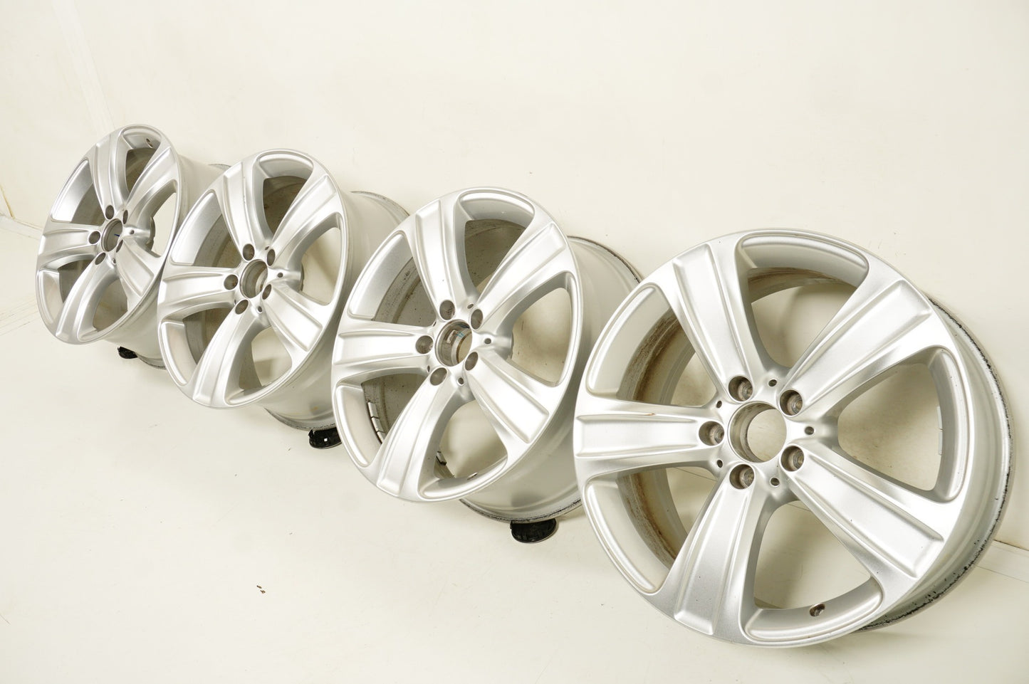 Оригинални Мерцедес GLC Klasse W253 18 Zoll Мерцедес ГЛЦ Класа W253 Алуминиеви джанти 18 цола 8J ET38 A2534010800