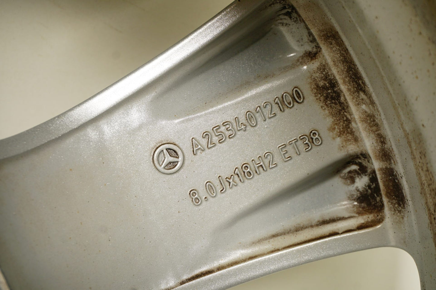 Оригинални Мерцедес GLC Klasse W253 18 Zoll Мерцедес ГЛЦ Класа W253 Алуминиеви джанти 18 цола 8J ET38 A2534010800