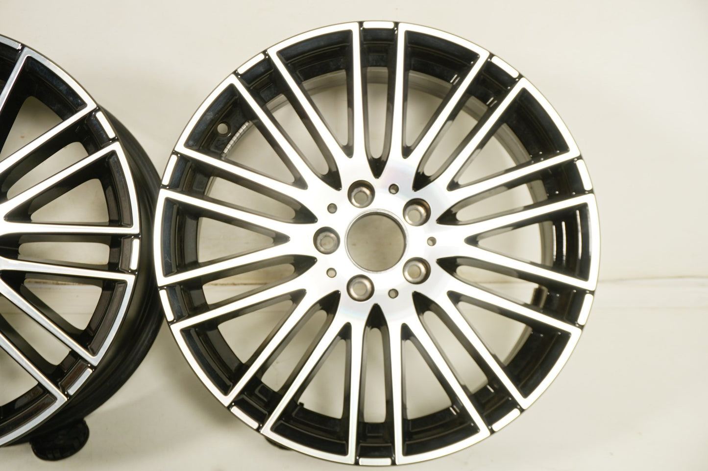 Оригинални Mercedes C Klasse W206 18 Zoll Мерцедес Ц Класа W206 Алуминиеви джанти 18 цола 7,5J ET40 А2064014900