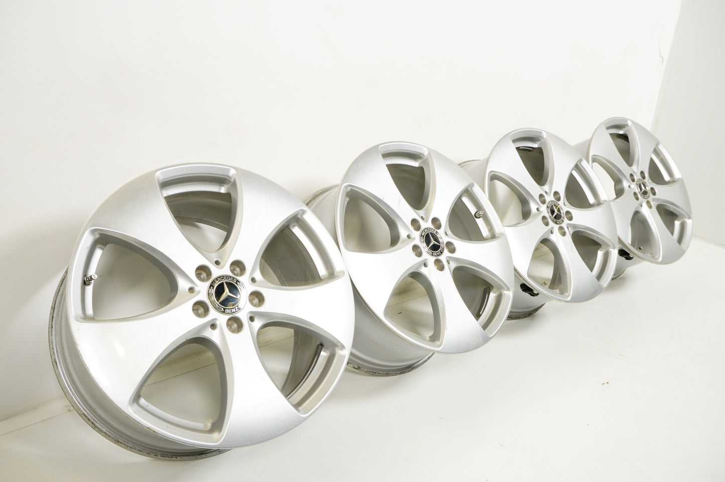 Оригинални Мерцедес GLE ML GL Klasse / ГЛЕ МЛ ГЛ Класа W166 Алуминиеви джанти 19 цола 8,5J ET62