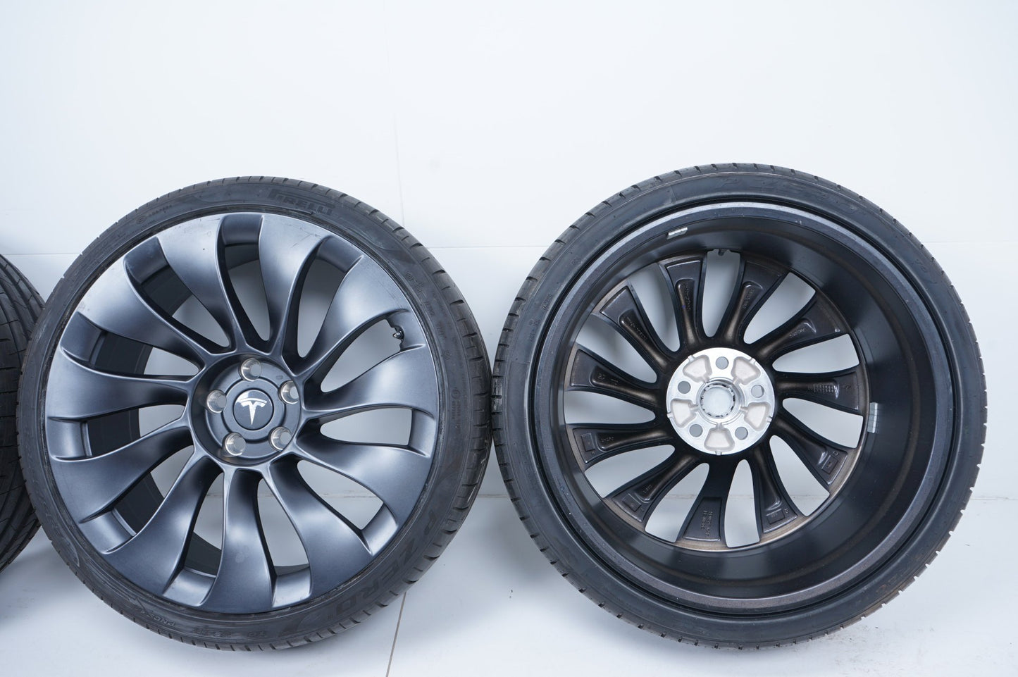 Tesla 3 Тесла 3 Алуминиеви джанти 235 35 20 цола летен комплект летни Гуми