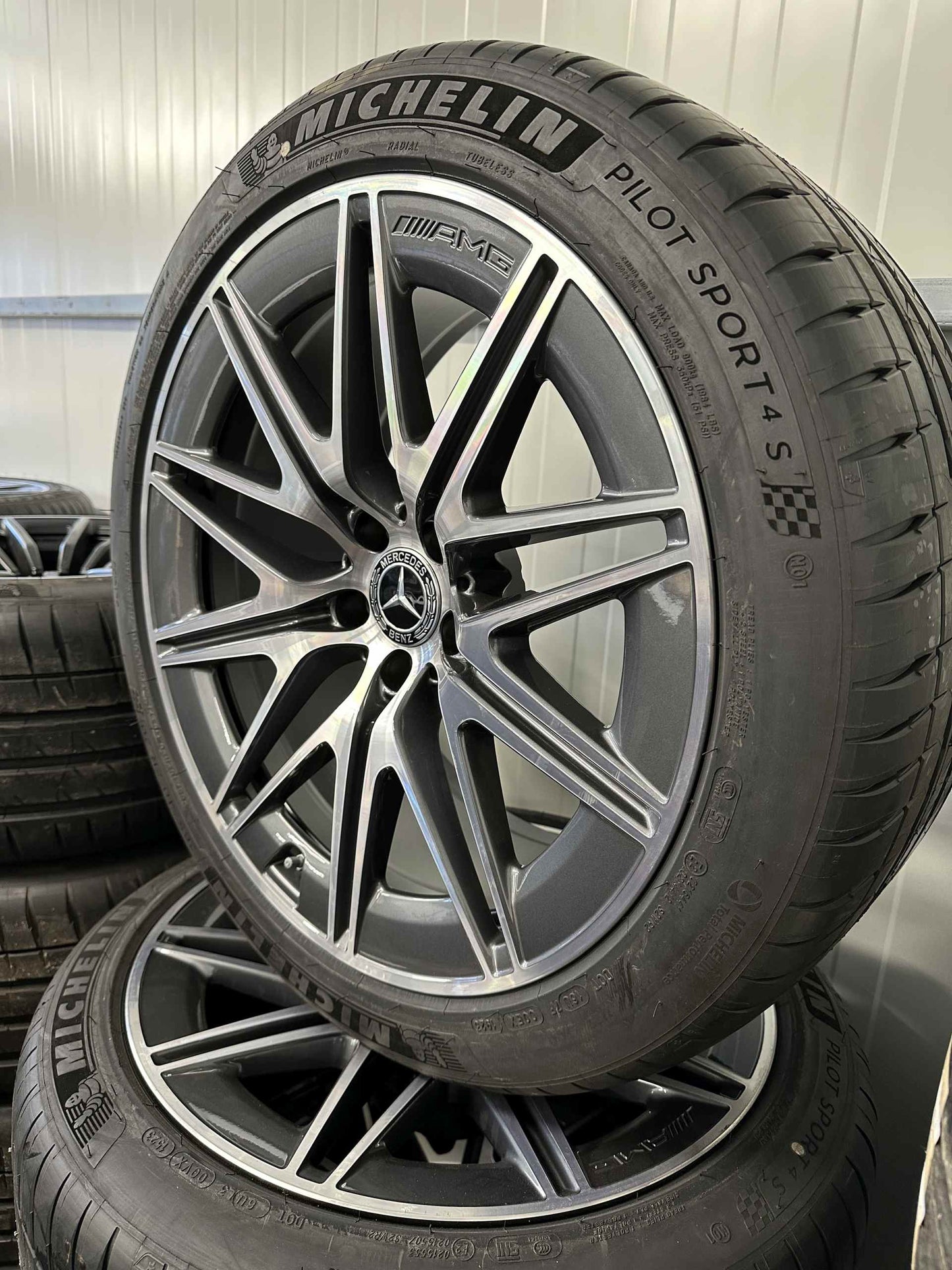 Като Нови Mercedes AMG GT 4 door 20 Zoll W290 Мерцедес АМГ ГТ W290 20 цола джанти летен комплект гуми