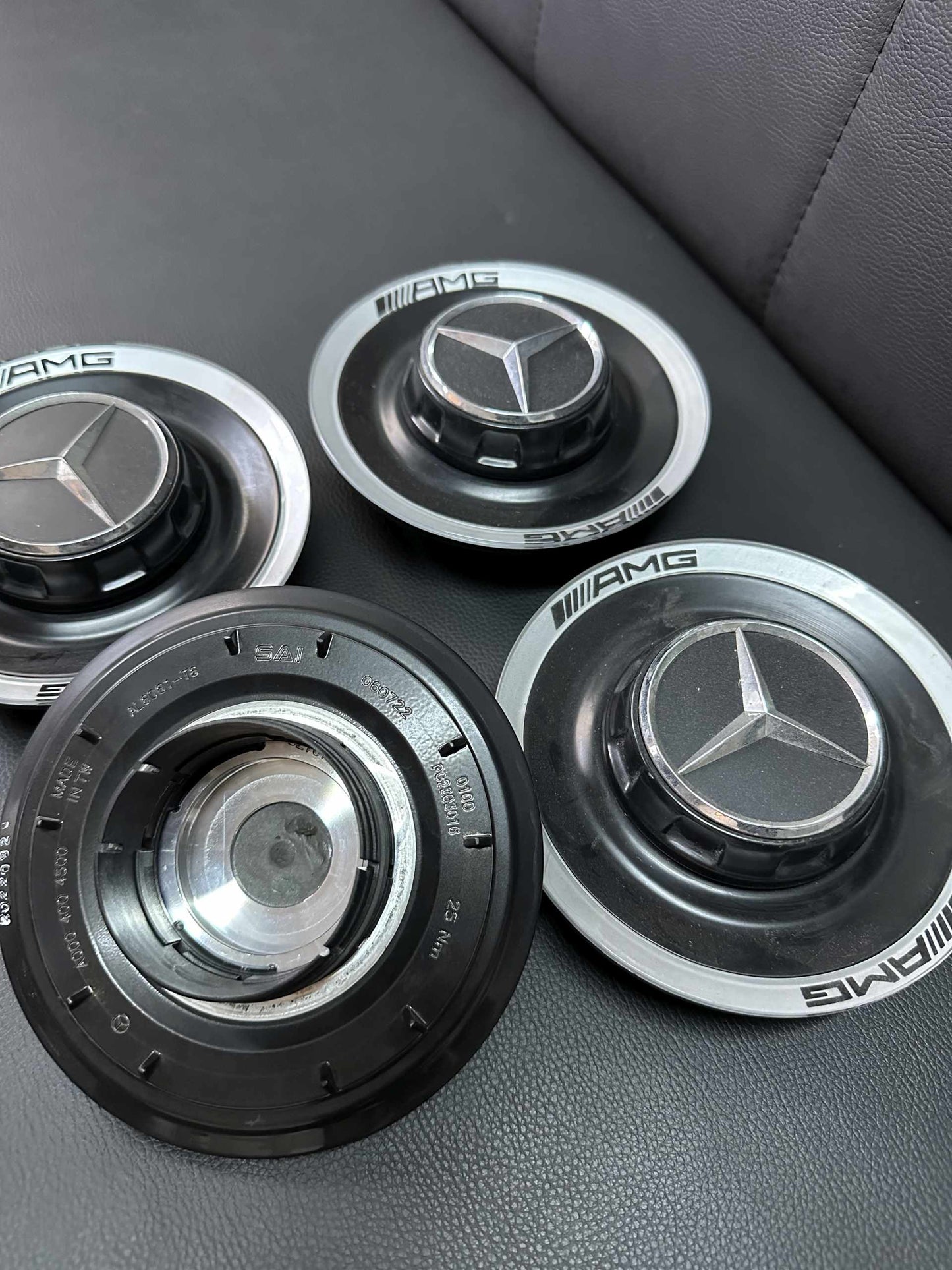Оригинални Капачки за джанти АМГ Мерцедес А ЦЛА Е С ГТ ГЛС Класа Mercedes AMG A Cla E S GT GLS Klasse A0004005700