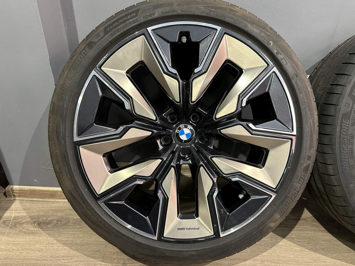 Оригинал Като Нови BMW 7er i7 G70 G7L 21 Zoll 910i Бмв 7-ма серия и7 Г70 21 цола 910i летен комплект летни гуми