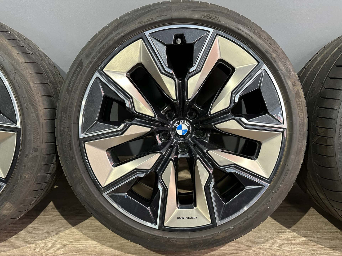 Оригинал Като Нови BMW 7er i7 G70 G7L 21 Zoll 910i Бмв 7-ма серия и7 Г70 21 цола 910i летен комплект летни гуми