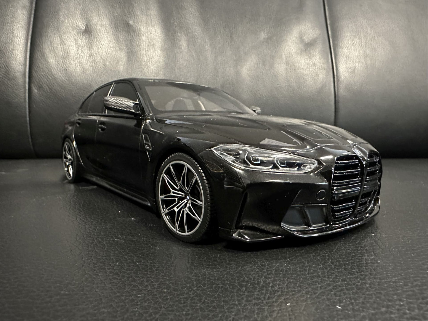 Bmw M3 G80 2020 Limousine black 1:18 Minichamps 155020202 Бмв M3 G80 черен